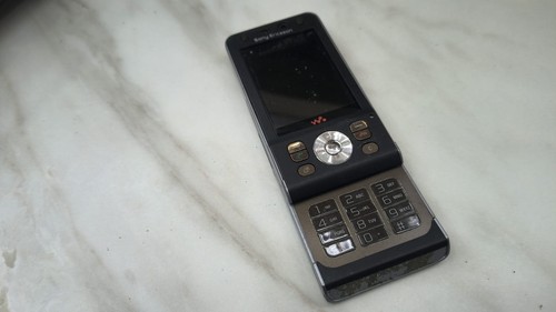 Cellulare tg1991 sony - cellulare,